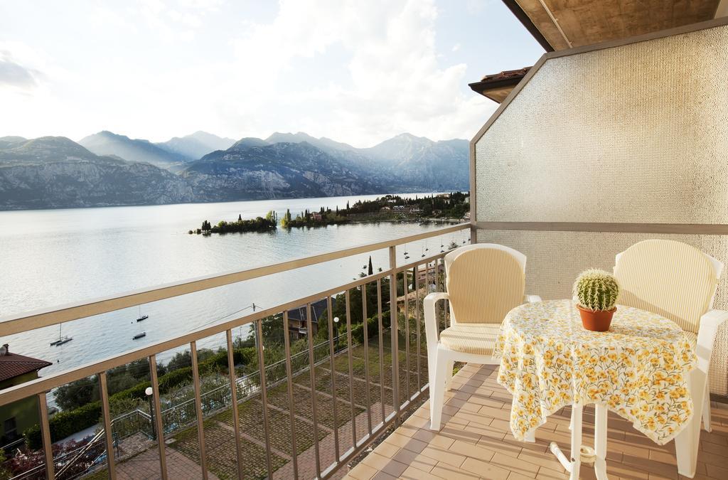 Residence Le Balze Malcesine Szoba fotó
